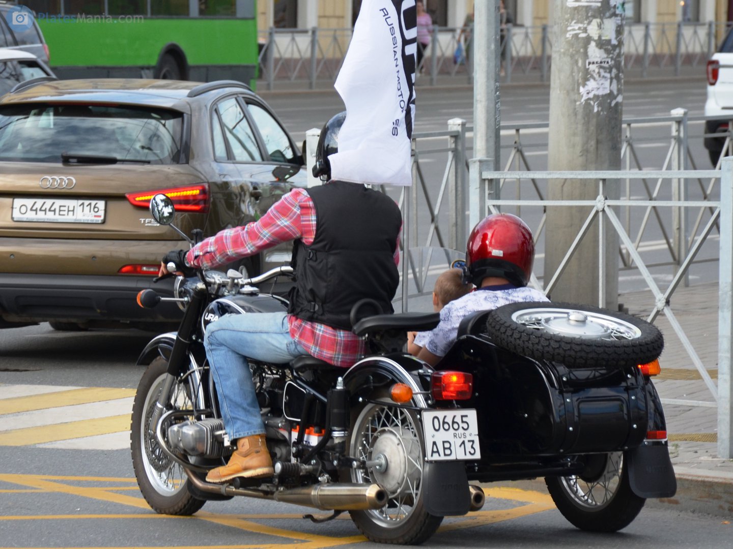 0665 ав 13, IMZ-Ural Retro 