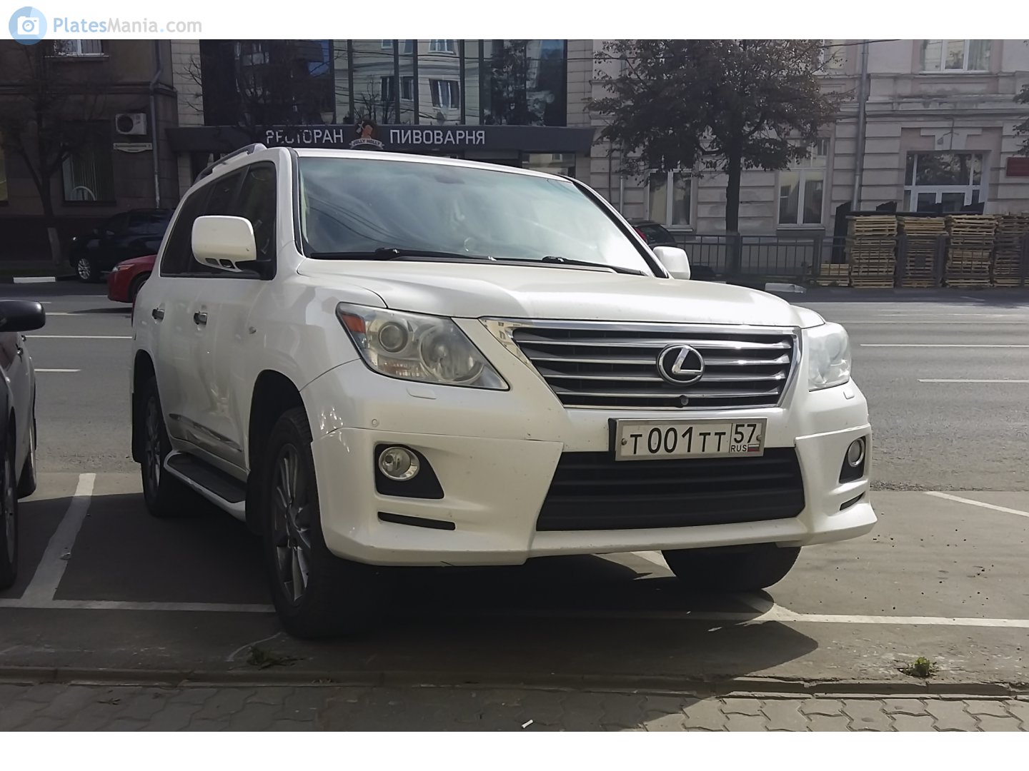 т 001 тт 57, Lexus LX 