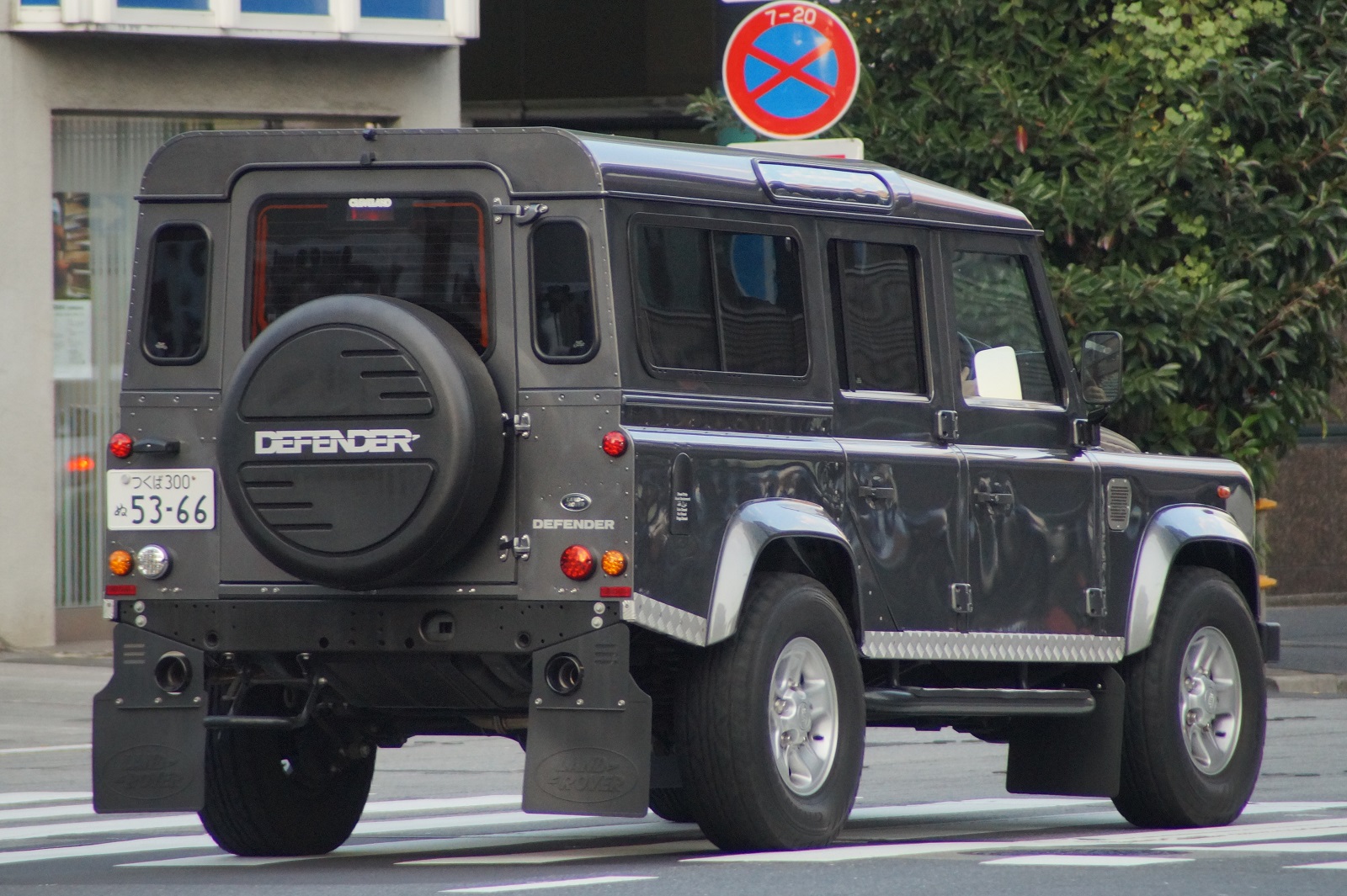 つくば 300 ぬ 5366, Land Rover Defender 
