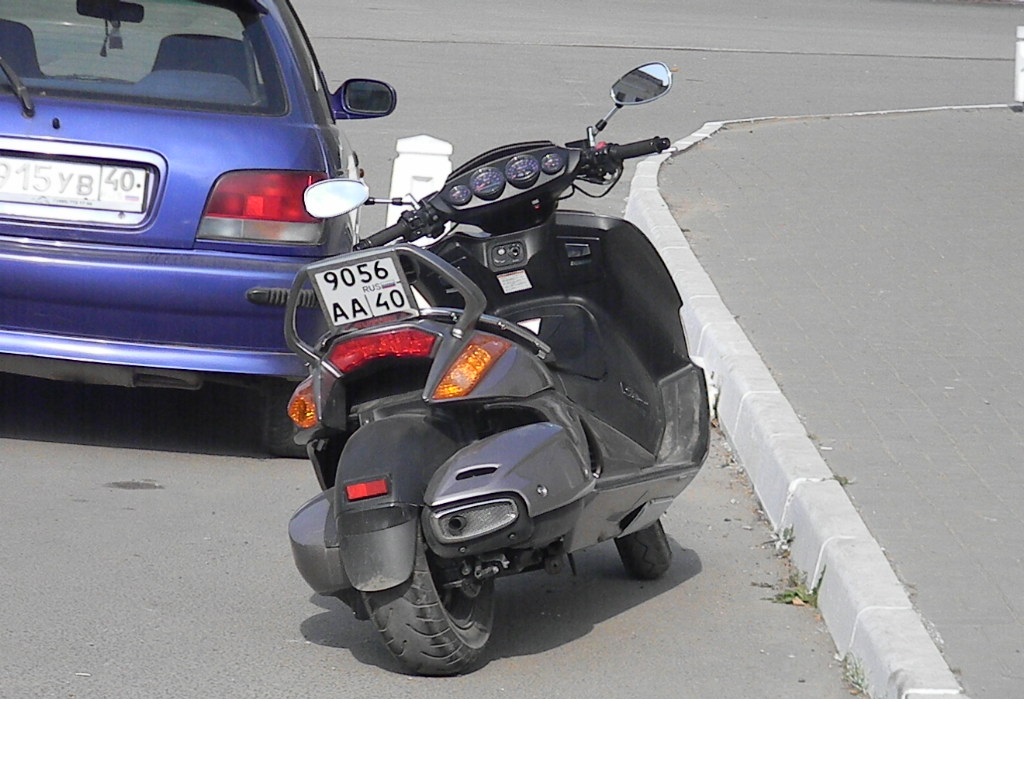 9056 аа 40, Suzuki Gemma 