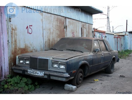 х645рн77, Chrysler Fifth Avenue