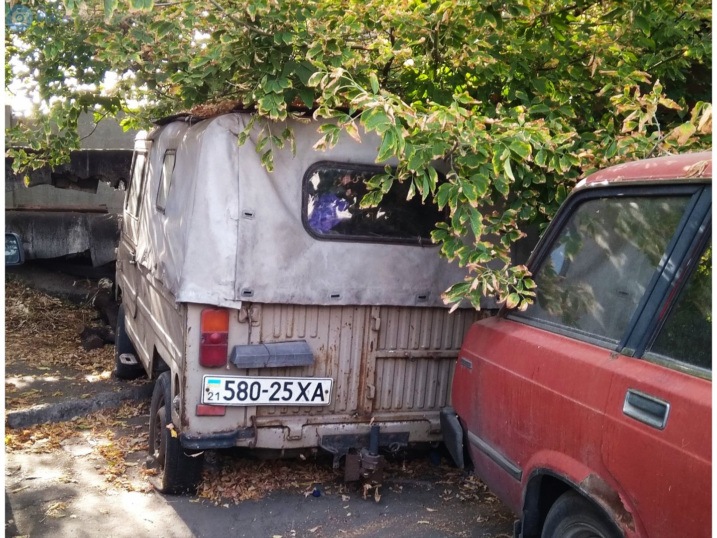 21 580-25 XA, LuAZ 1302 