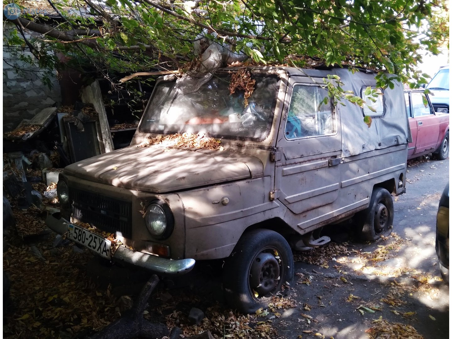 21 580-25 XA, LuAZ 1302 