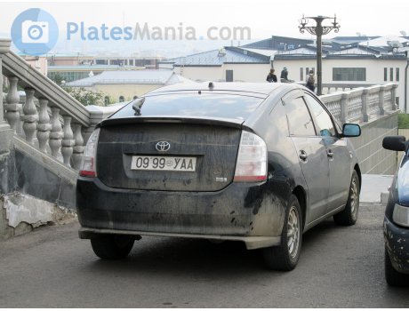 0999 УАА, Toyota Prius