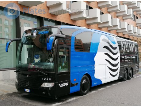 EJ 288 GE, Mercedes-Benz Travego