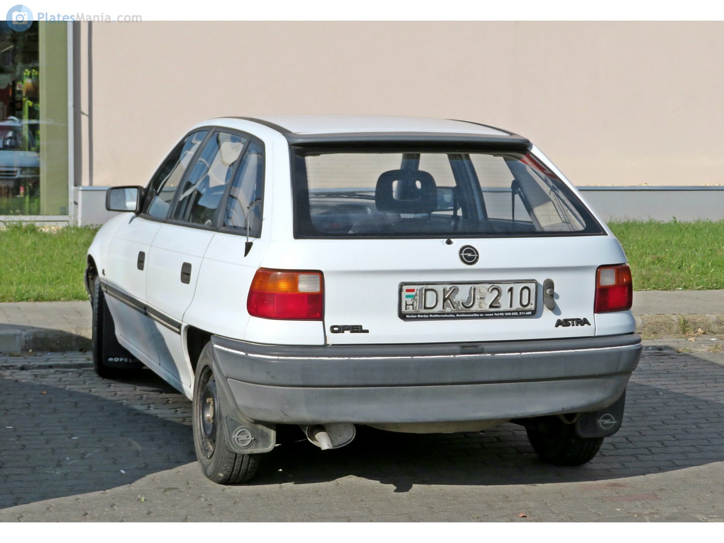 DKJ-210, Opel Astra 1st gen 5-door Hatch (F; T92), 1991–1998 (–2002 for Eastern Europe)