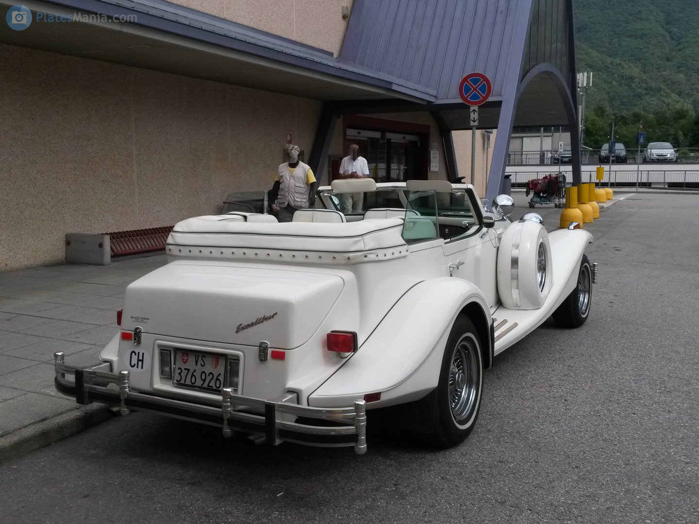 VS 376926, Excalibur Phaeton 