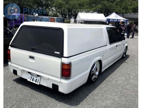 熊本 100 さ 7441, Mazda Proceed