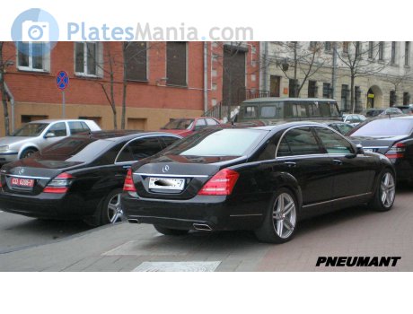CD 6205-7, Mercedes-Benz S-Klasse