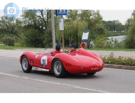 ZA 957 SS, Maserati 200S