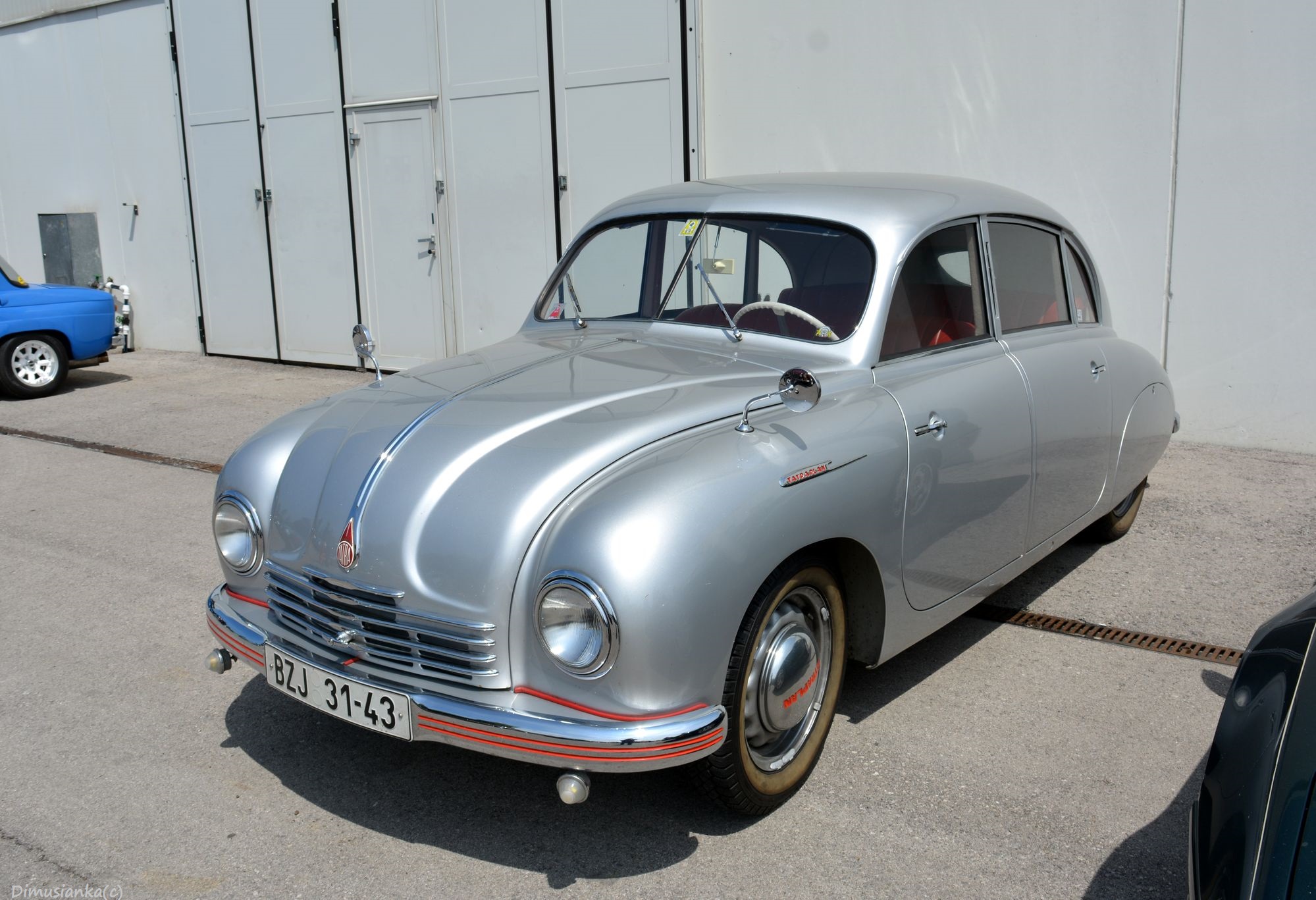 BZJ 31-43, Tatra 600 Tatraplan 