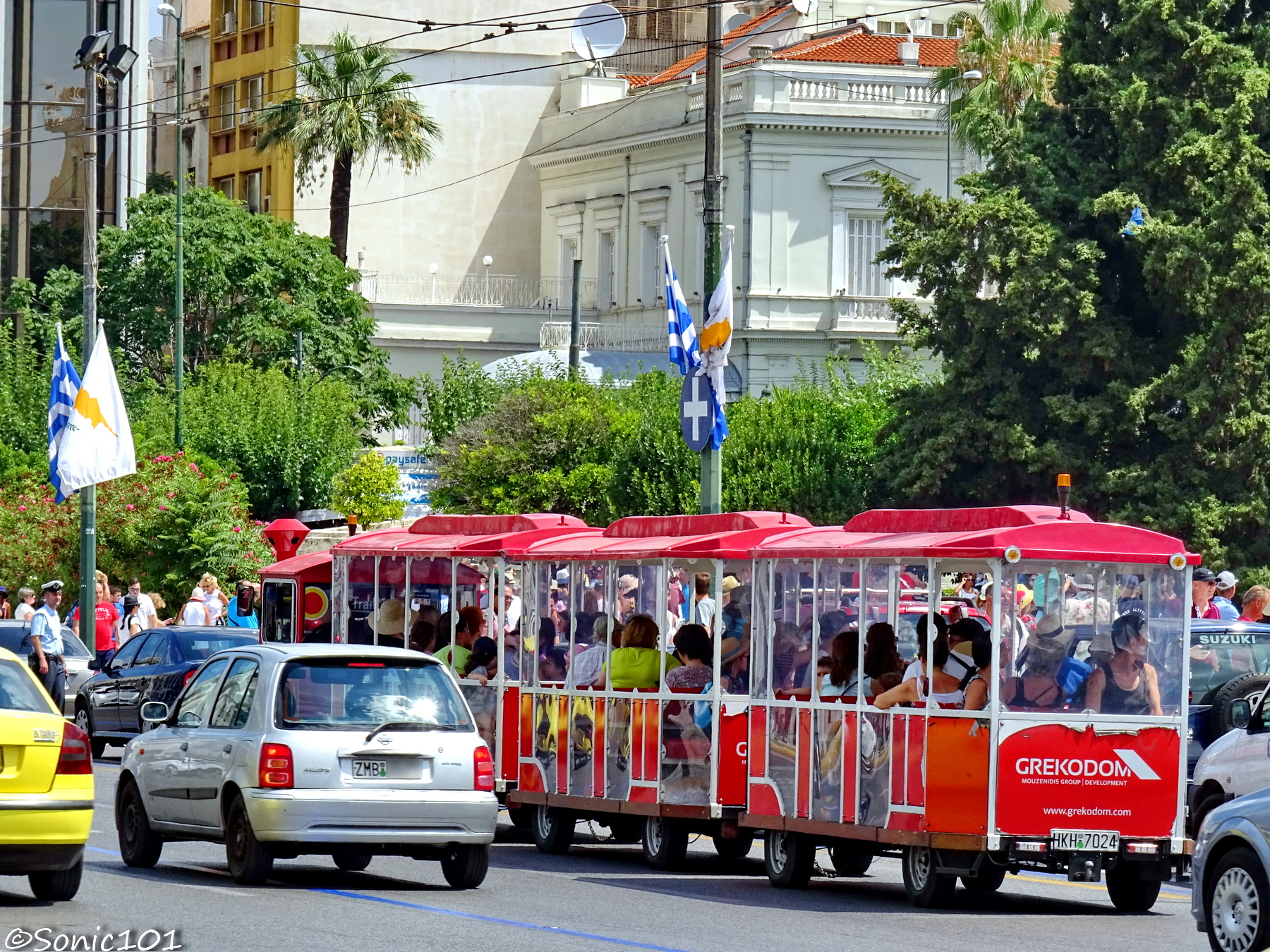 HKH-7024, Dotto Trains 