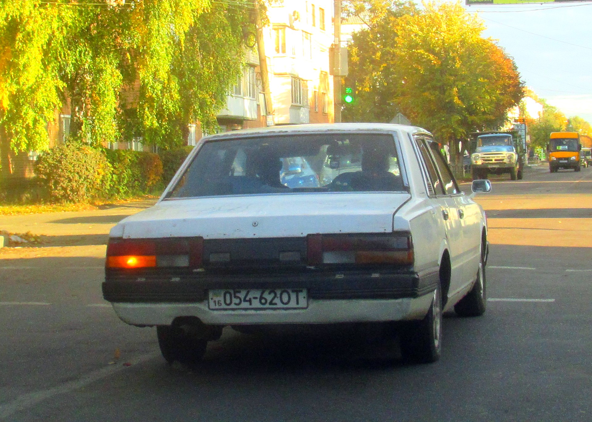 16 054-62 OT, Nissan Gloria 6th gen Sedan (430), 1979–1983