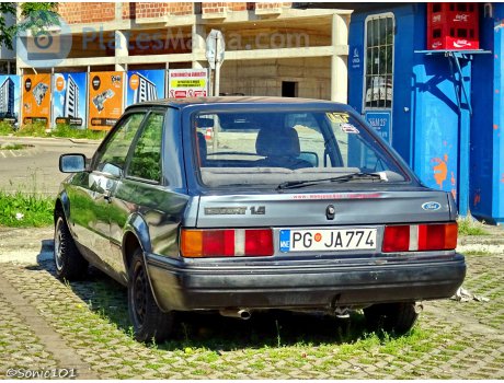 PG JA774, Ford Escort