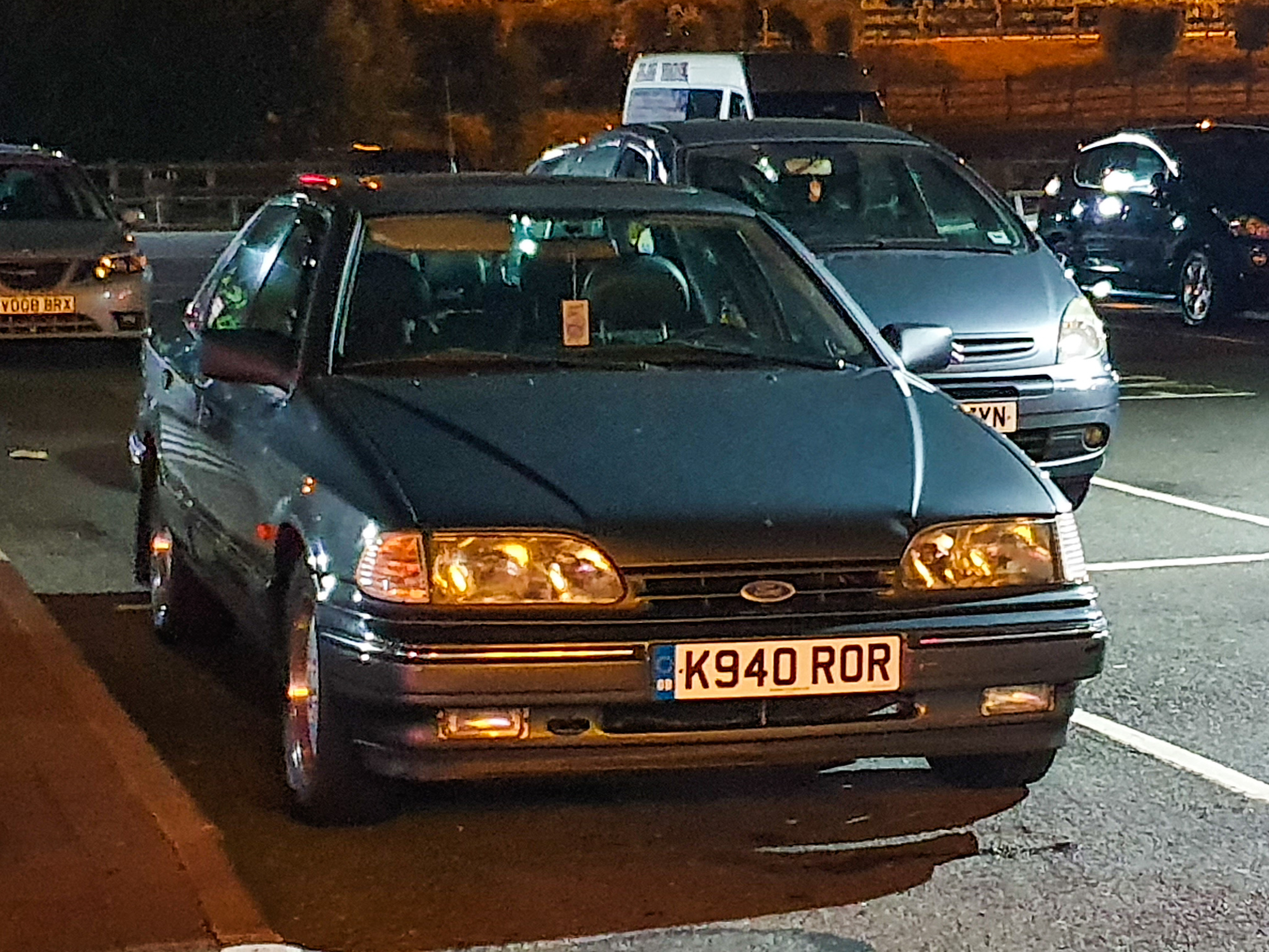K940ROR, Ford Scorpio 1st gen Sedan (GFK), facelft, 1992–1994