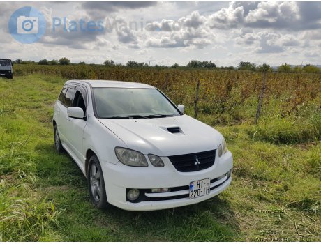 HI-270-IH, Mitsubishi Airtrek