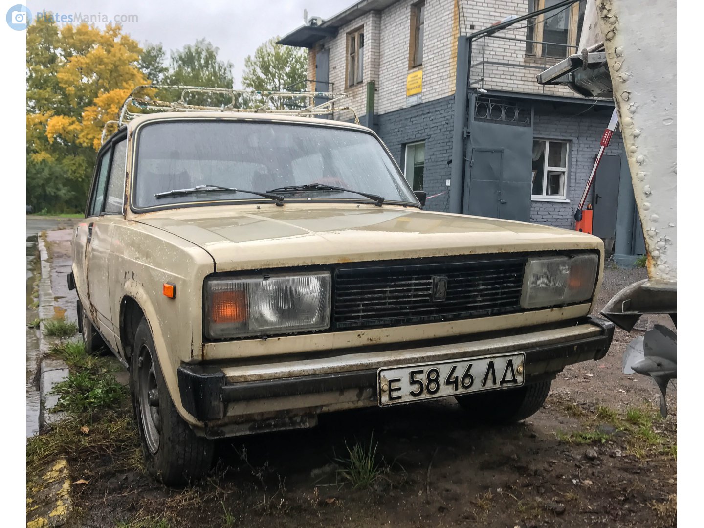 е 5846 ЛД, Lada (VAZ) 2105 Жигули (Nova / Riva / 1300 / 1500), 1980–2010