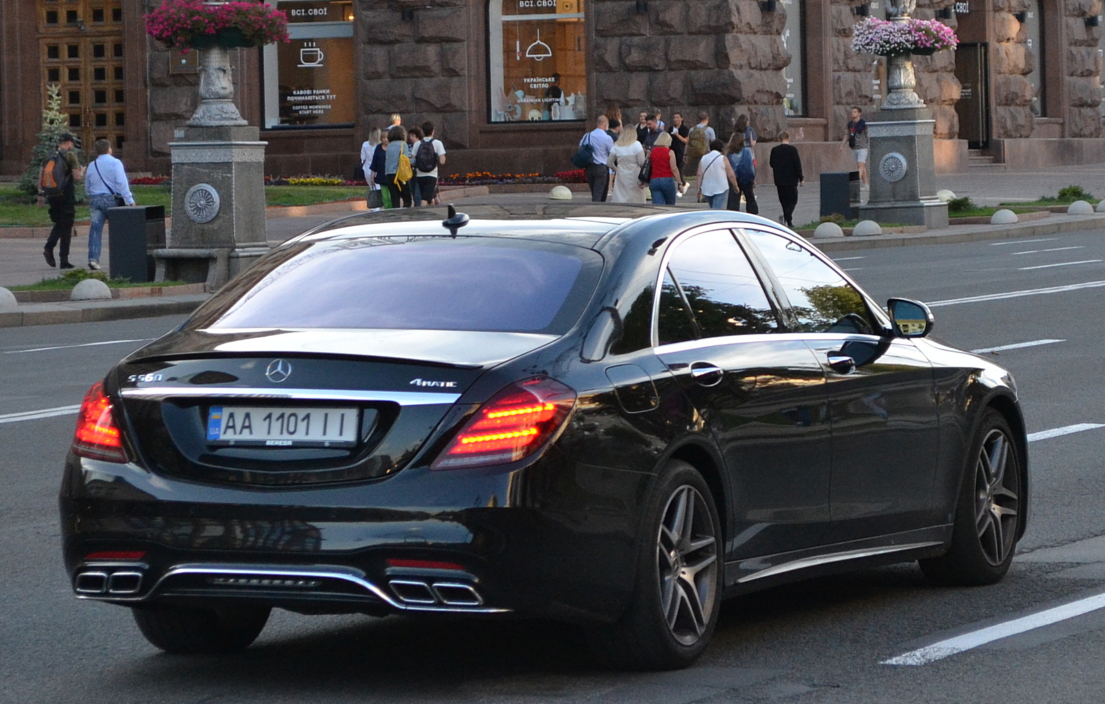 AA 1101 II, Mercedes-Benz S-Klasse 8th gen Sedan (W222/V222), 2013–2020