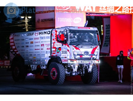 6790 УНУ, Hino 500 Series