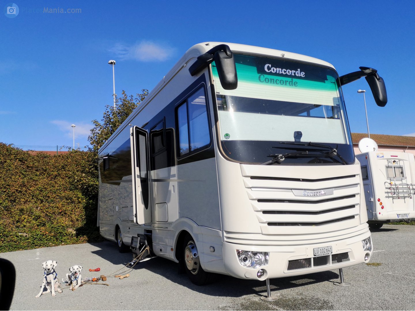 LU 102641, Concorde Liner 