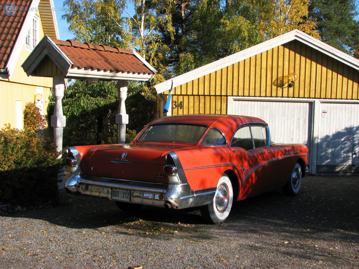 DOT 212, Buick Century 2nd gen (Riviera) 4-door Hardtop (63; B-body), 3rd facelift, 1956–1957
