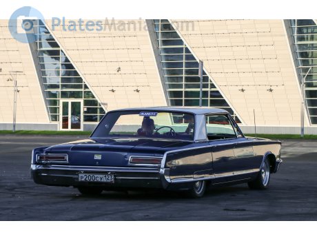 р200су123, Chrysler Newport