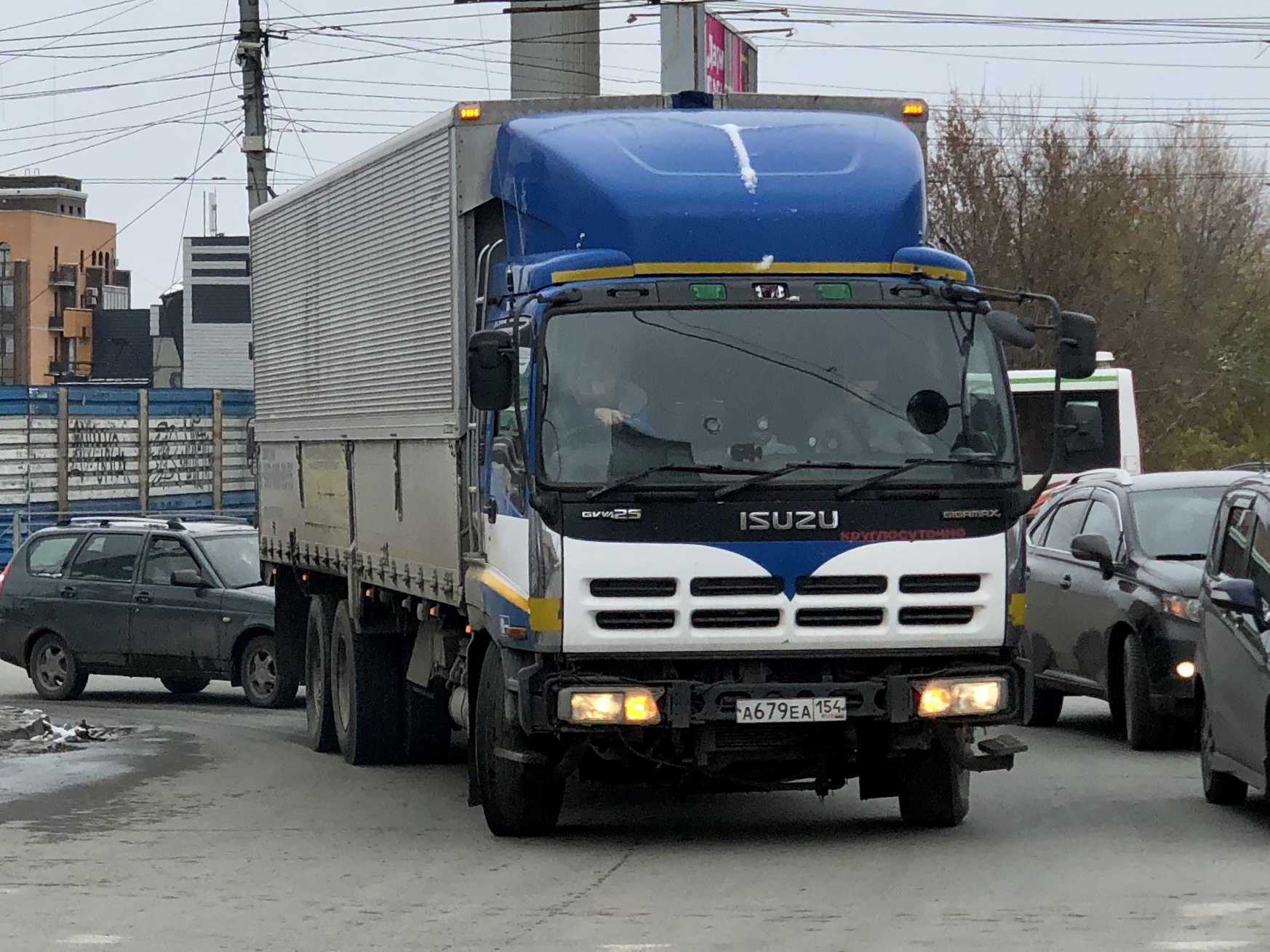 а 679 еа 154, Isuzu Gigamax 