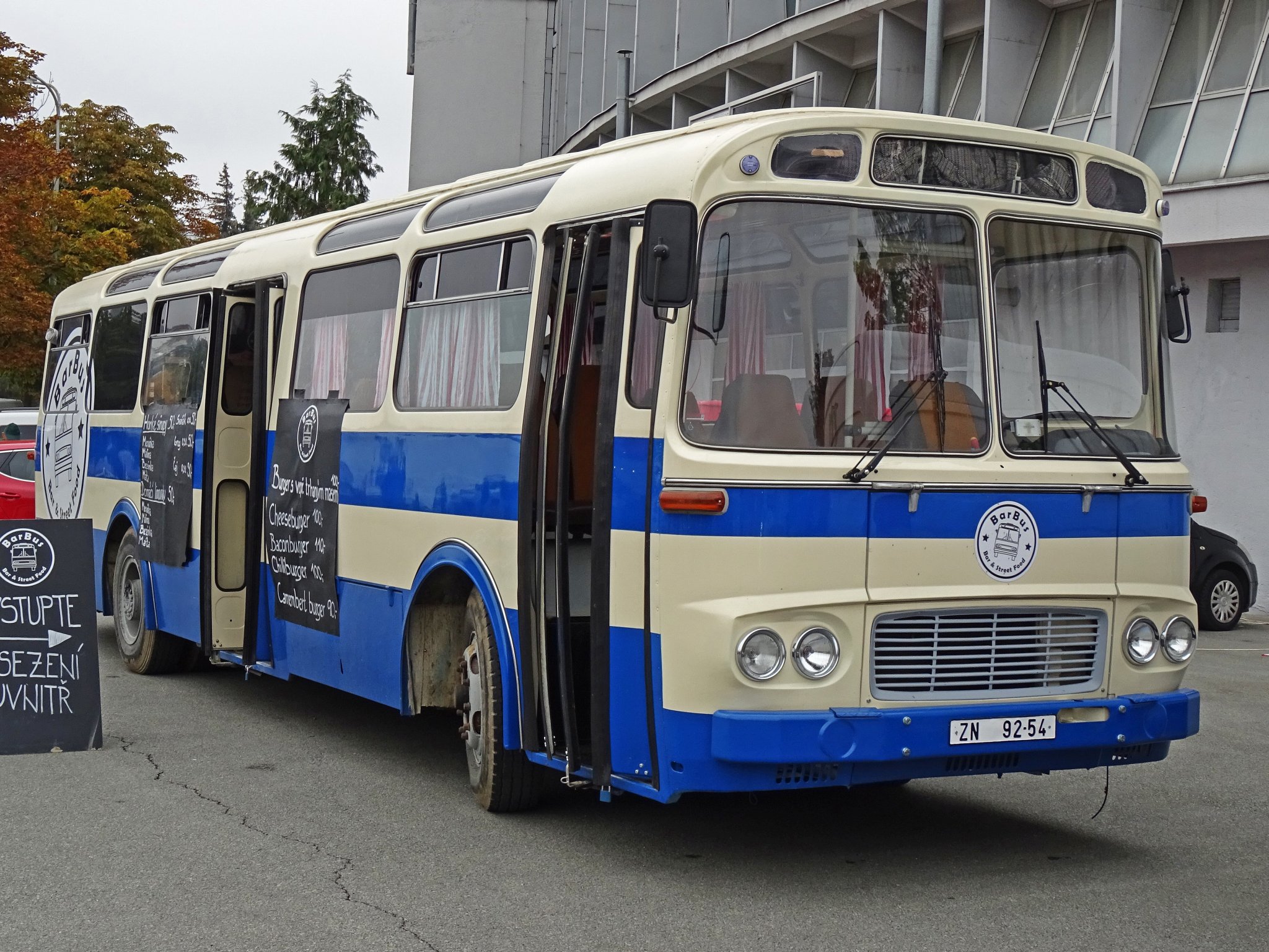 ZN 92-54, Karosa ŠL11 