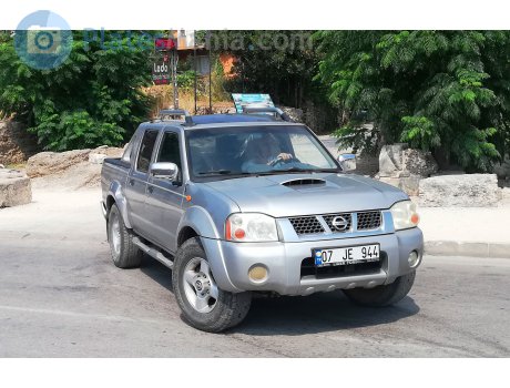 07 JE 944, Nissan Skystar