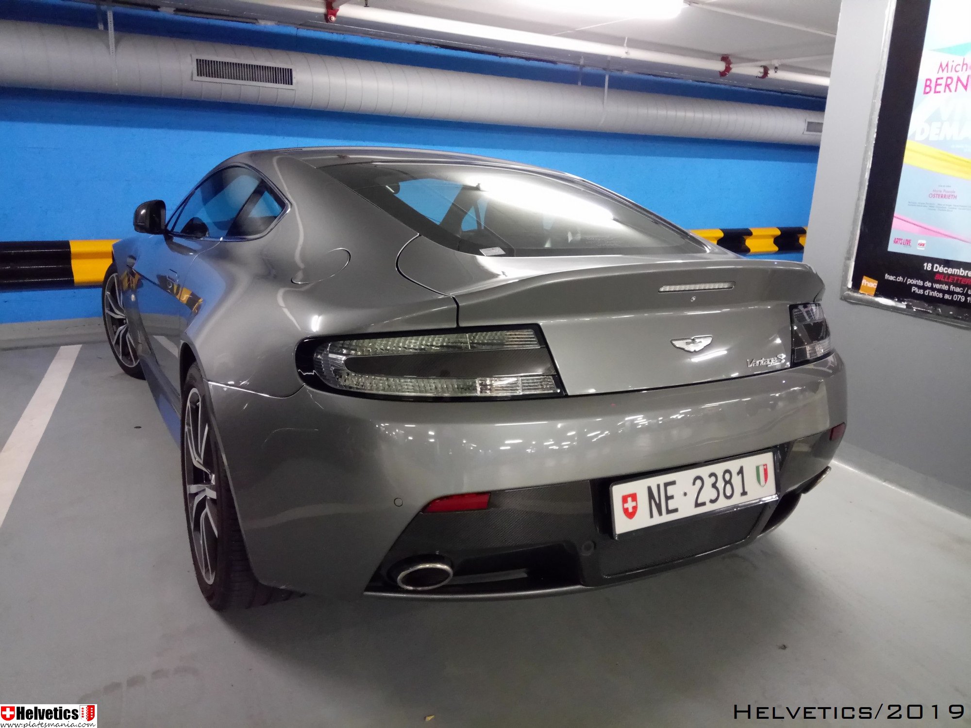 NE 2381, Aston Martin V8 Vantage 