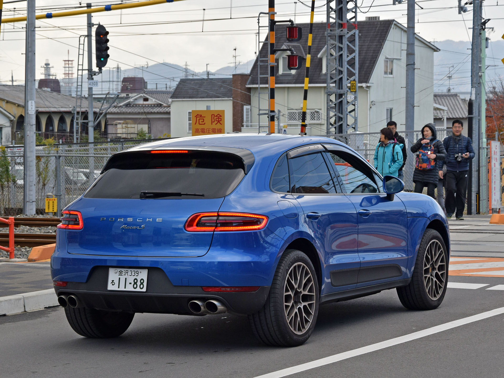 金沢 339 る 1188, Porsche Macan 1st gen (95B), 2014–2018
