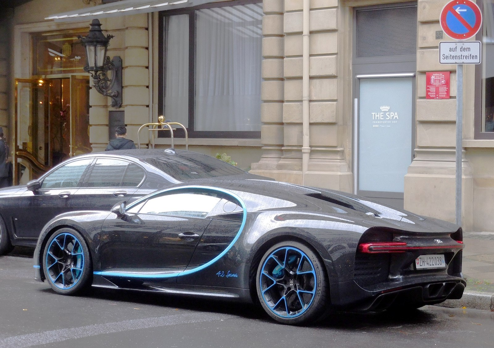 ZH 422038, Bugatti Chiron 2016–2024