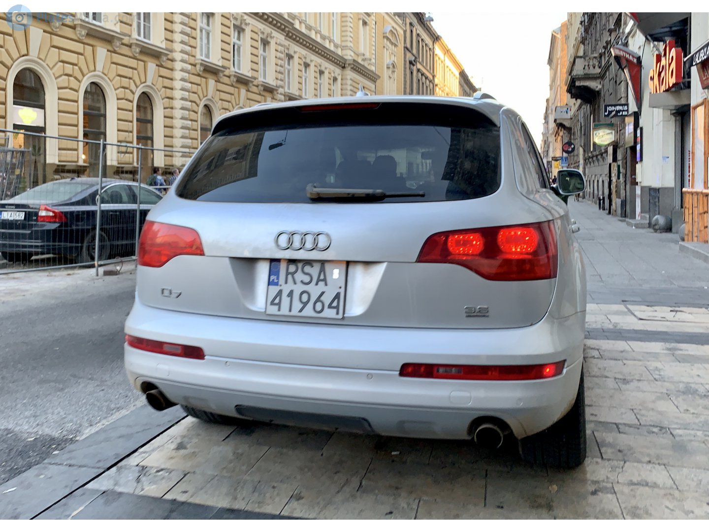 RSA 41964, Audi Q7 1st gen (4LB), 2005–2009