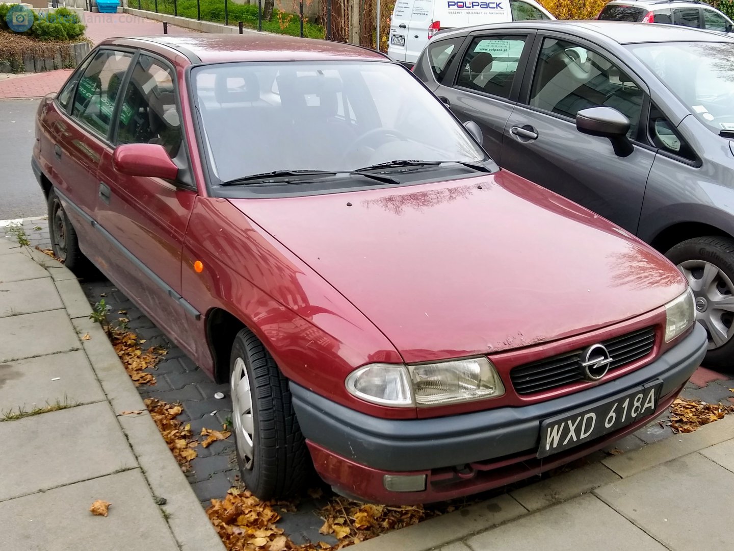 WXD 618A, Opel Astra 1st gen Sedan (F; T92), 1992–1998 (–2002 for Eastern Europe)