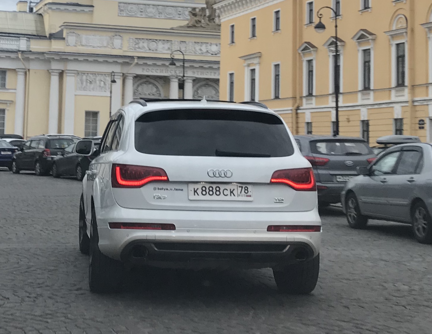 к 888 ск 78, Audi Q7 