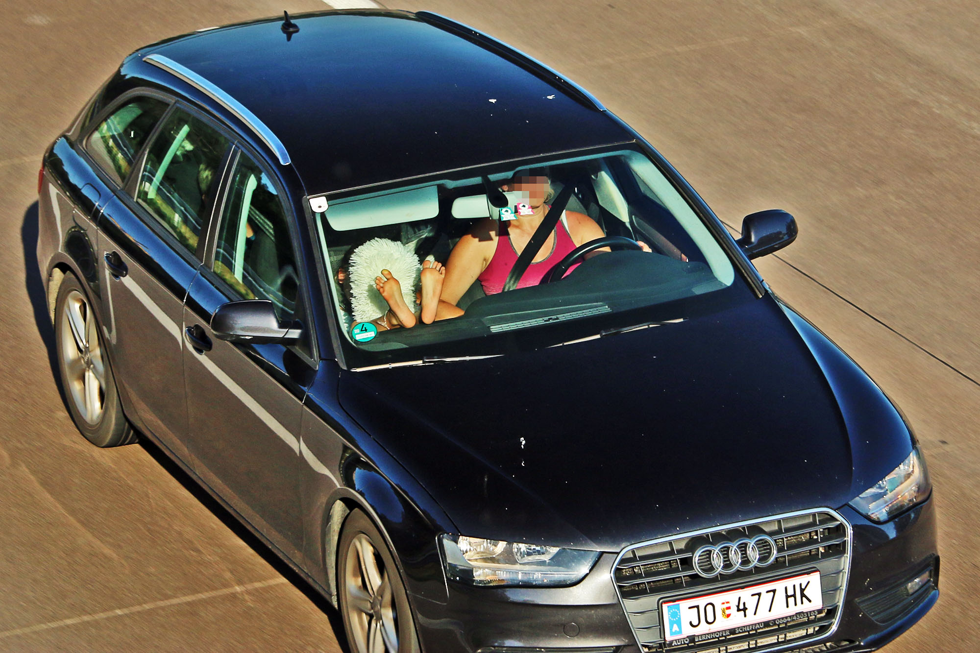 JO 477 HK, Audi A4 4th gen Avant (B8/8K5), 2007–2012