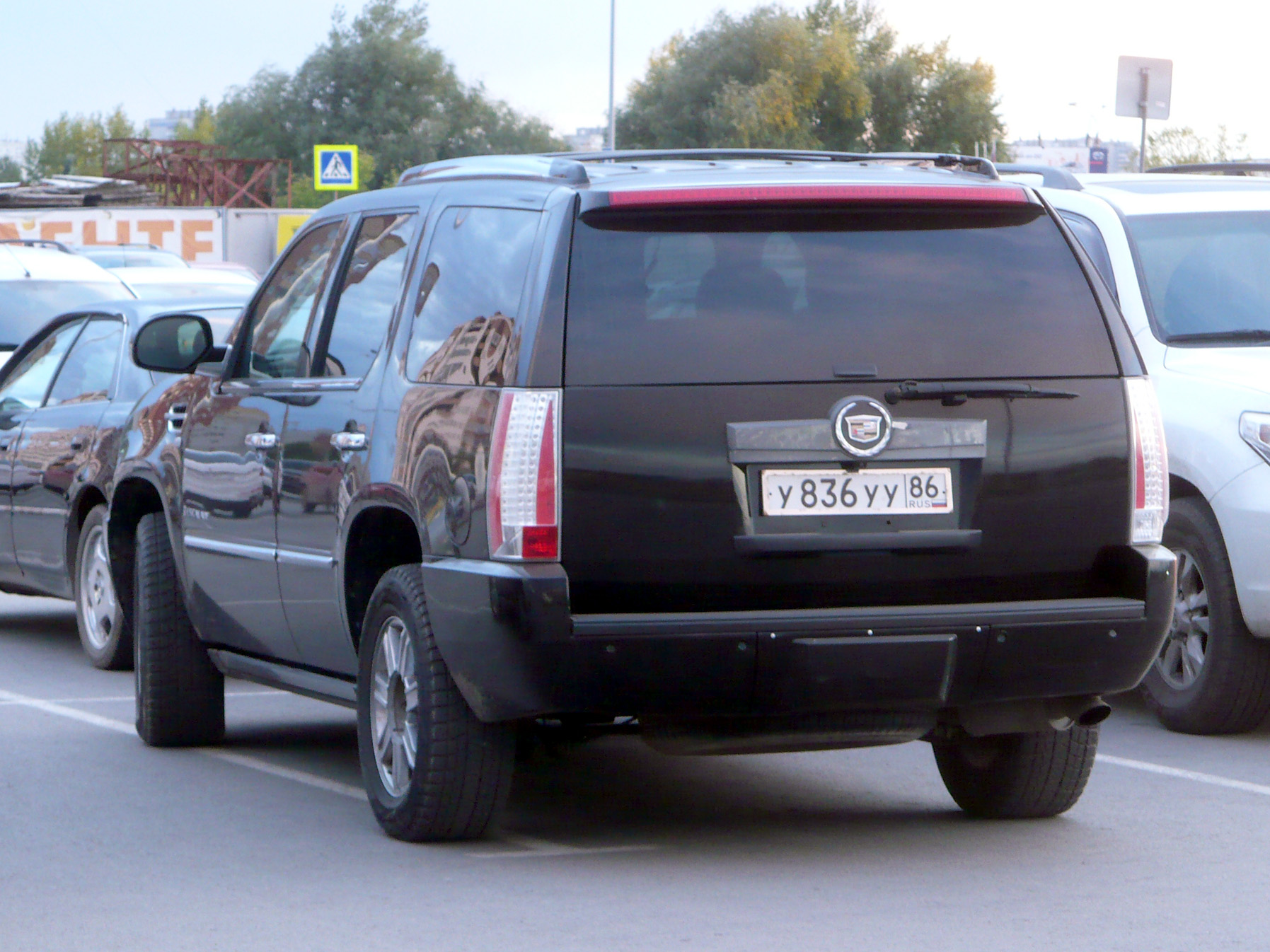 у 836 уу 86, Cadillac Escalade 