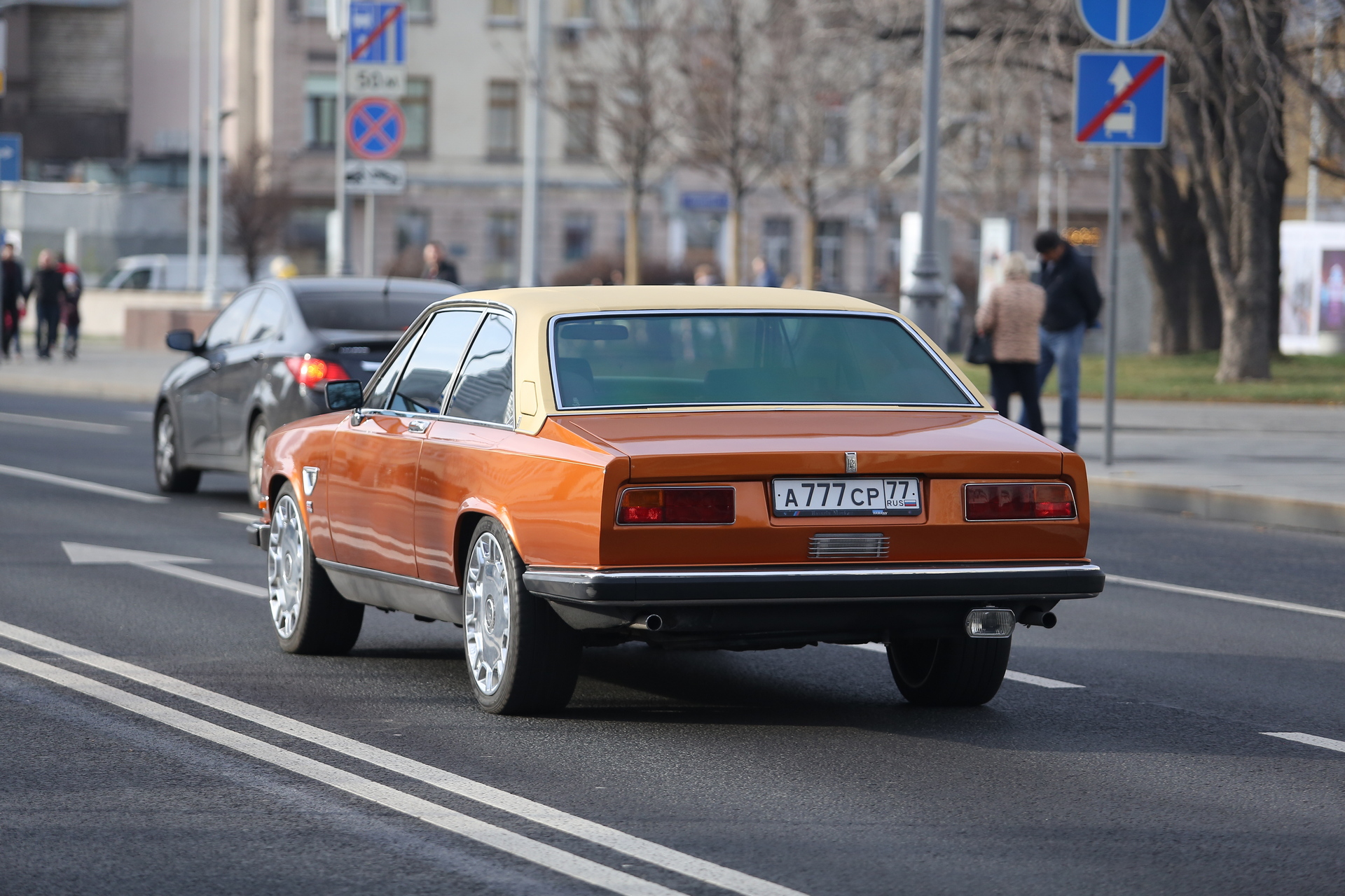 а 777 ср 77, Rolls-Royce Camargue 1st gen, 1975–1986