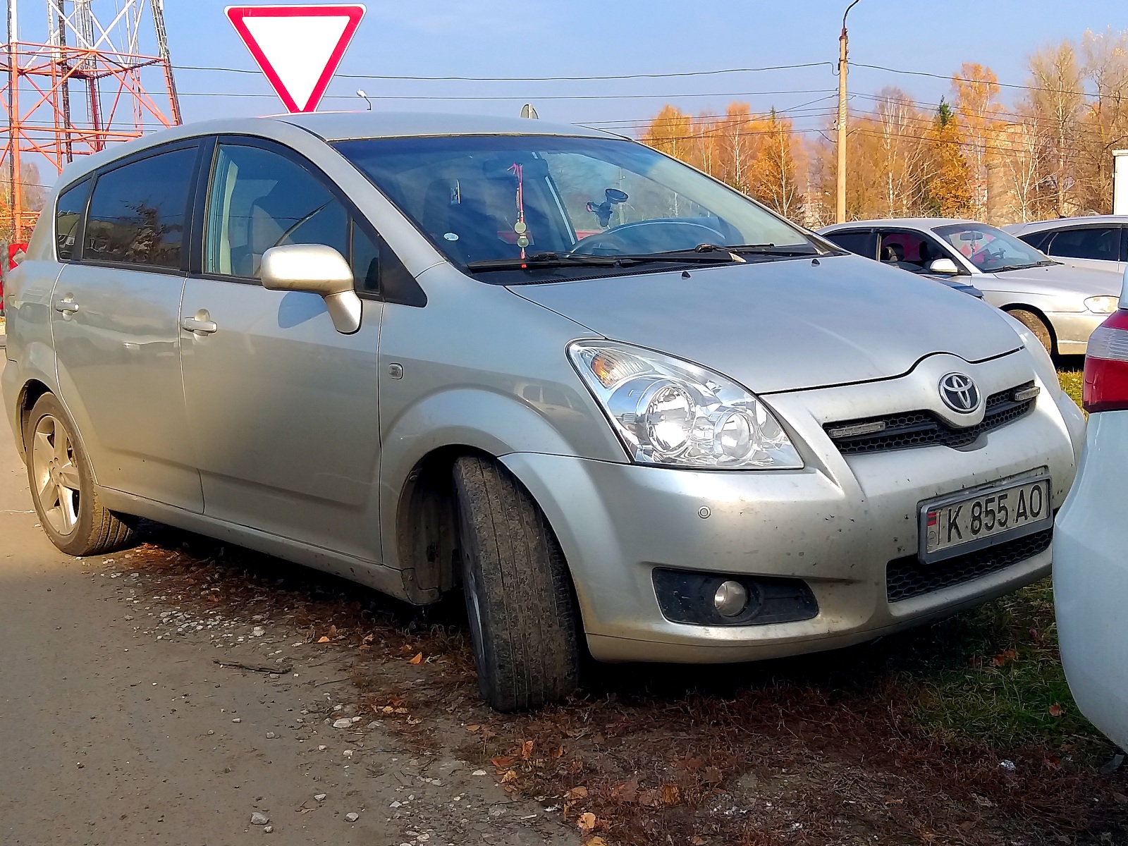 K 855 AO, Toyota Corolla Verso 2nd gen (AR10), 2004–2009