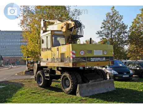 YIL-640, Caterpillar 200 Series