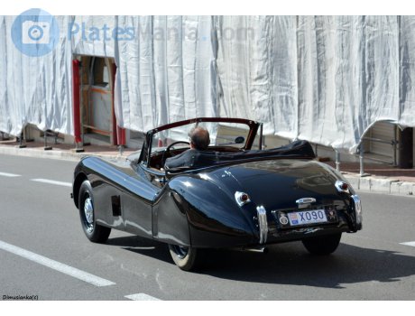 X090, Jaguar XK120