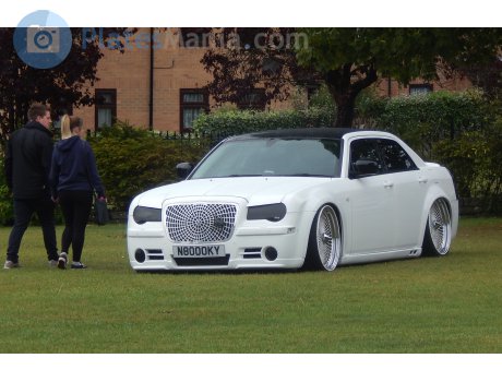 N800 OKY, Chrysler 300/300C