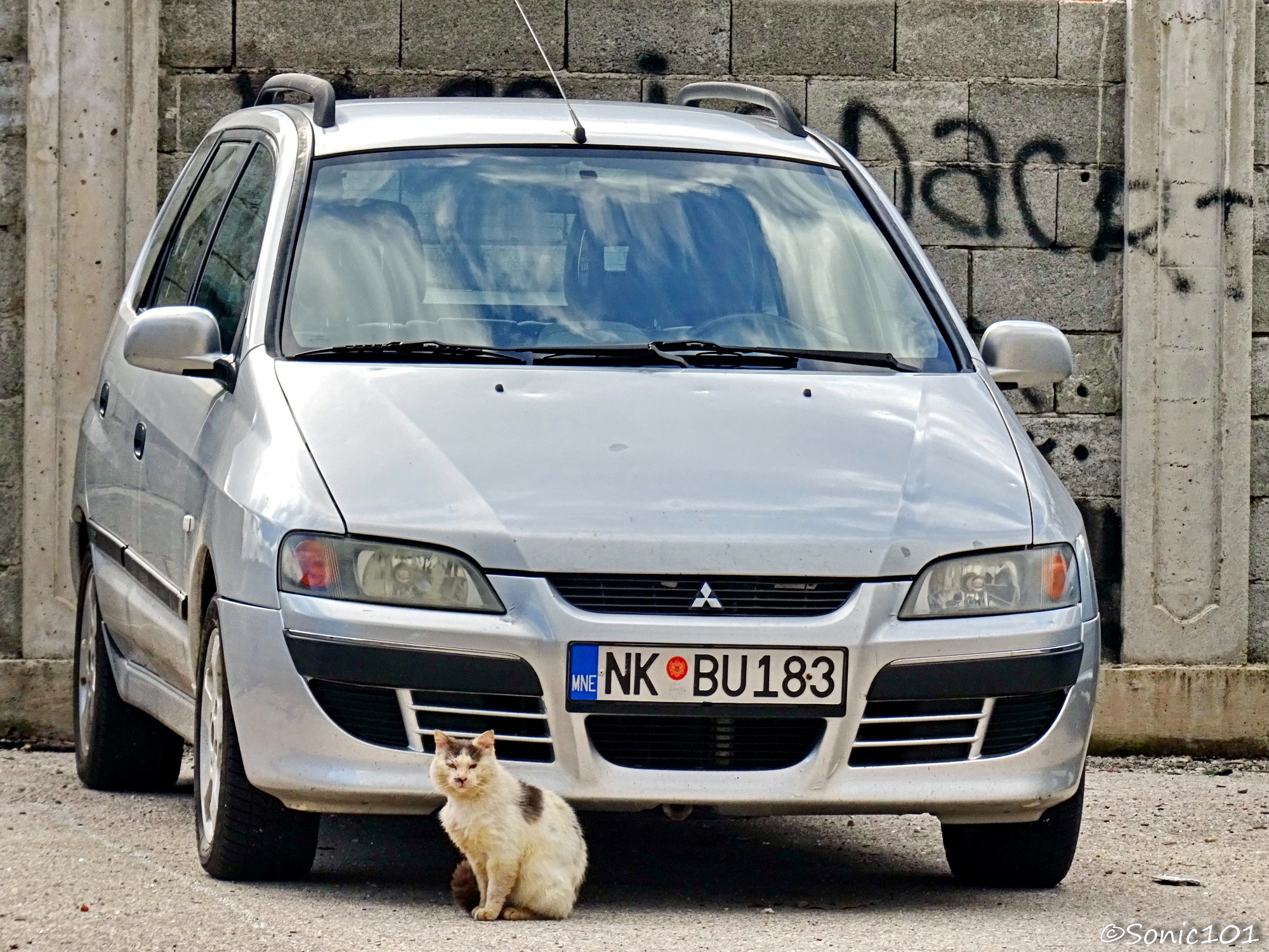 NK BU183, Mitsubishi Space Star 1st gen (DG), 1998–2002