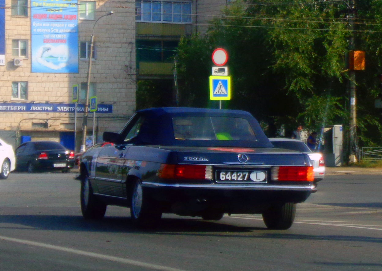 64427, Mercedes-Benz SL-Klasse 3rd gen (R107), 1971–1989