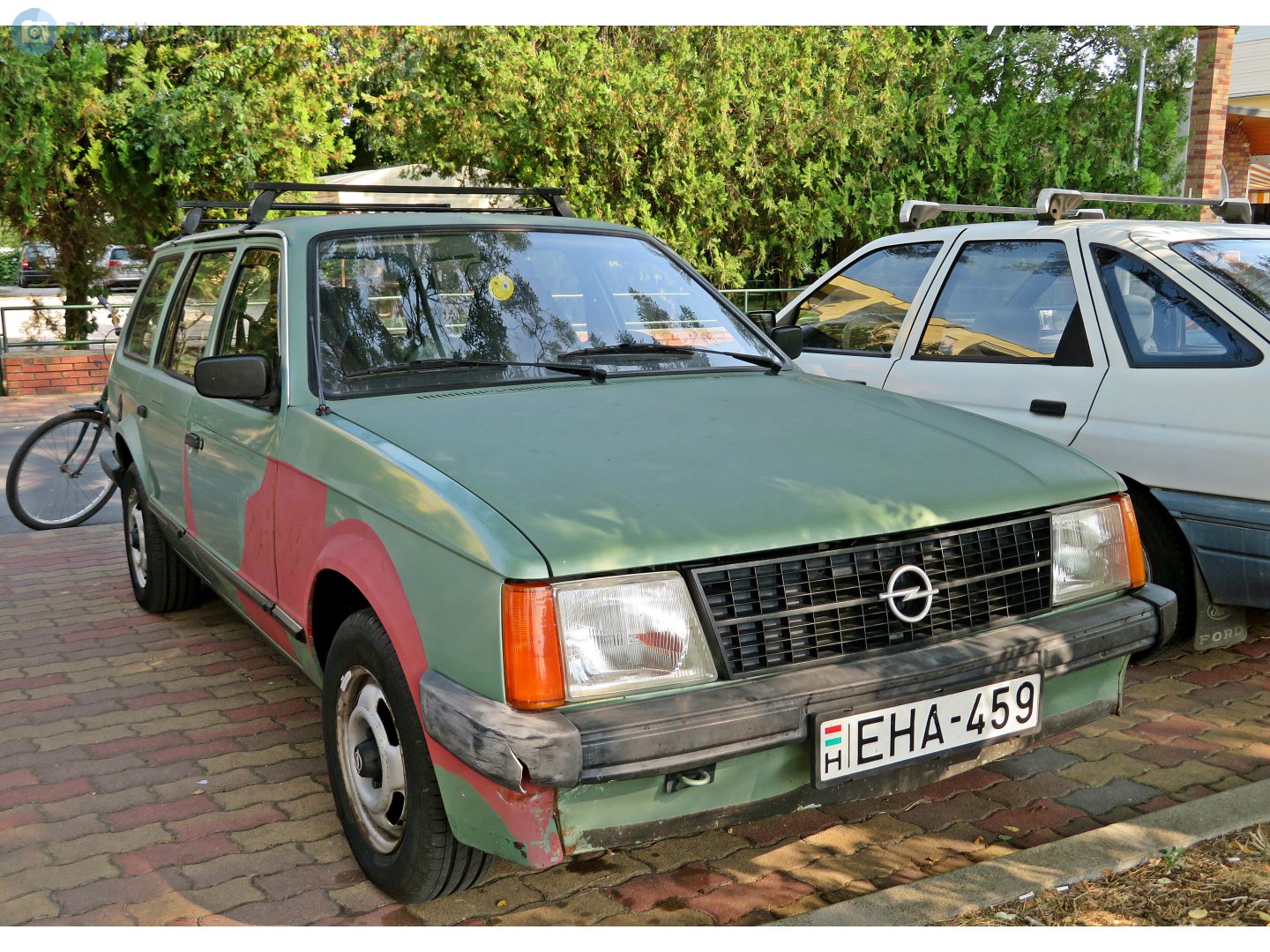 EHA-459, Opel Kadett 4th gen 5-door Caravan (D), 1979–1984