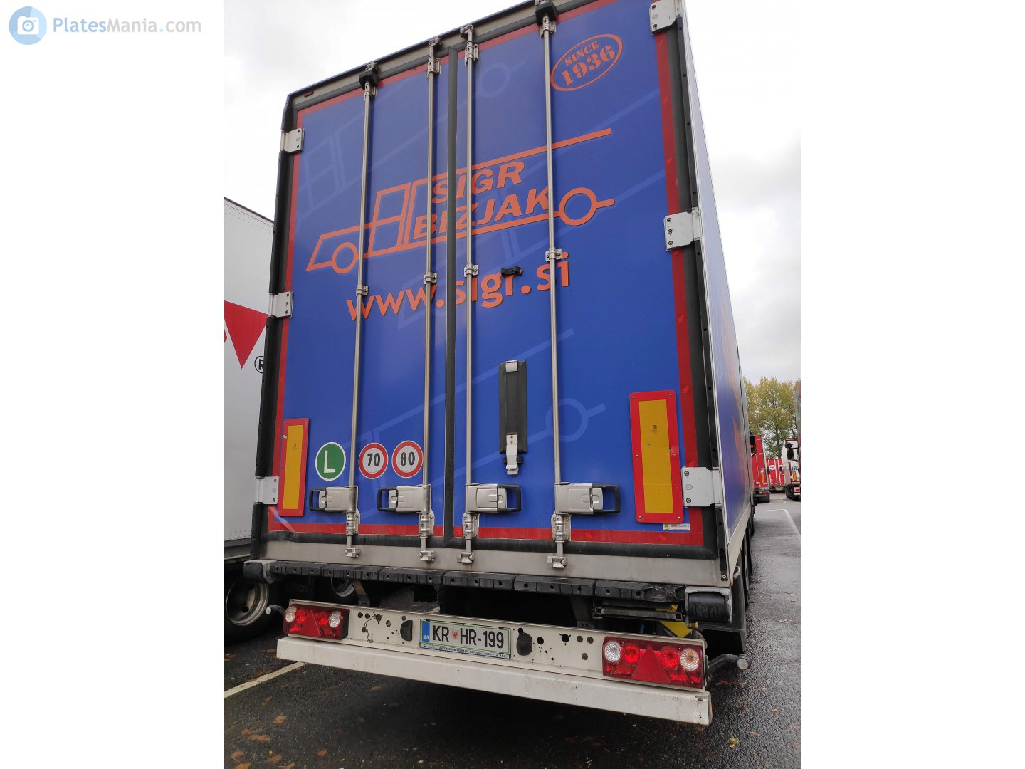 KR HR-199, Schmitz SKO 