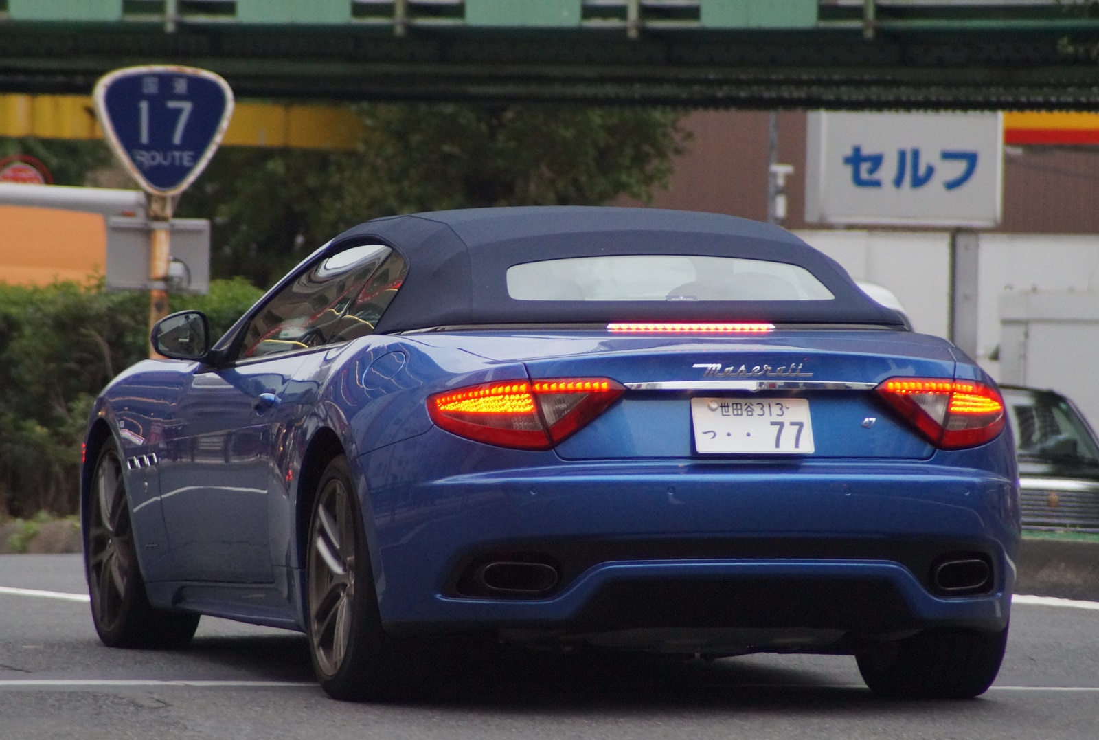 世田谷 313 つ 77, Maserati GranCabrio 1st gen (M145), 2009–2019