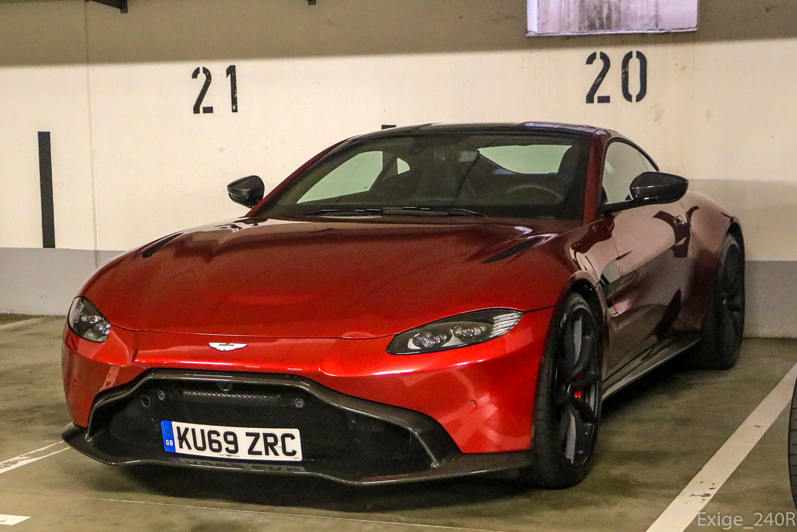 KU69ZRC, Aston Martin Vantage 2nd gen, 2018–