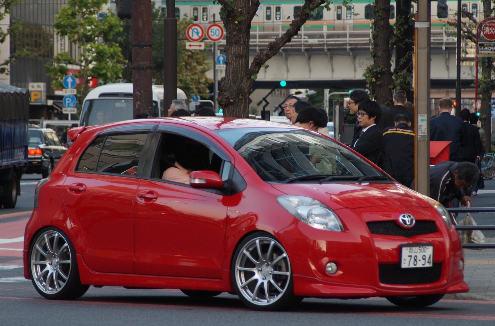 郡山 500 さ 7894, Toyota Vitz 2nd gen (XP90), 2005–2010