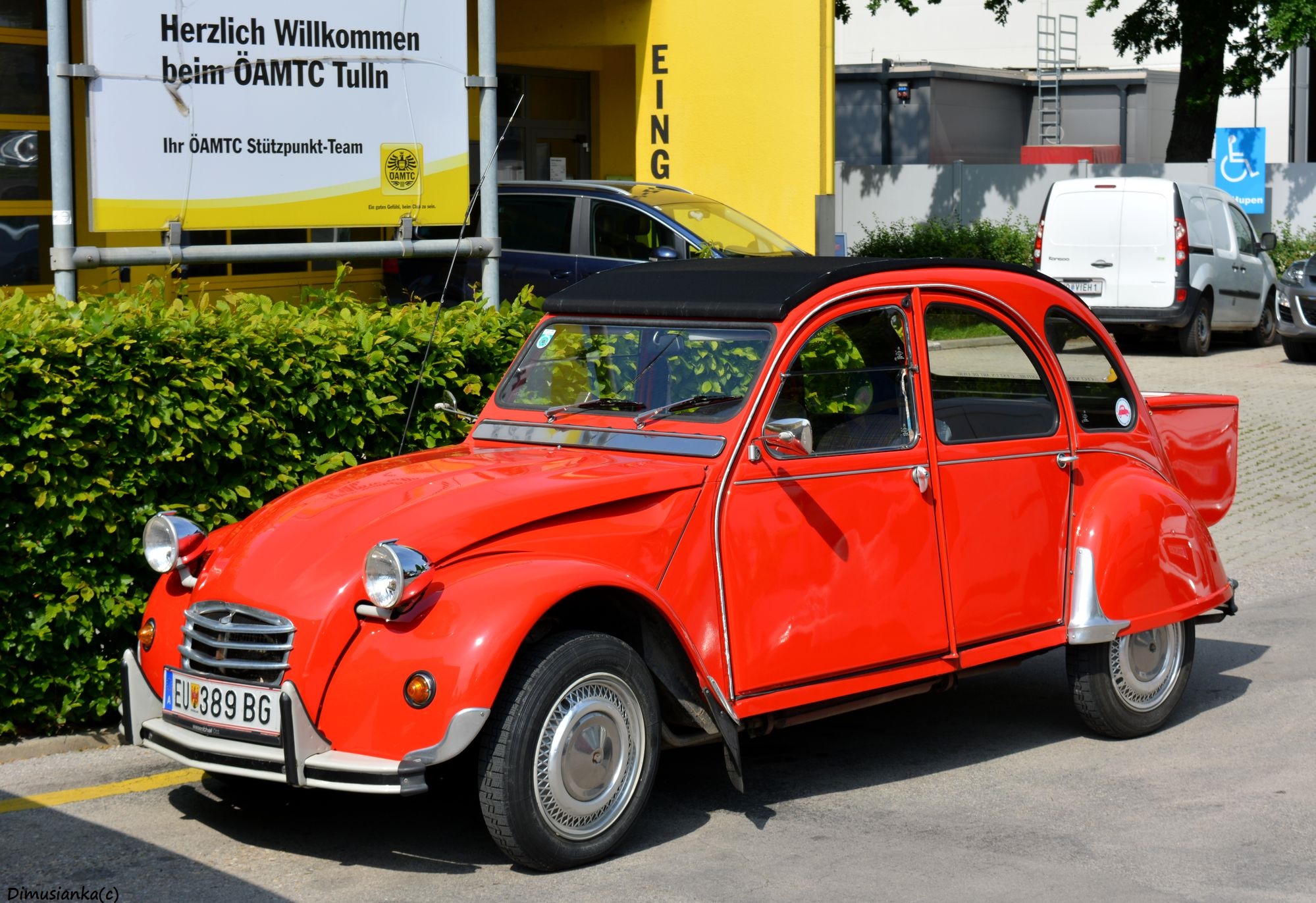 EU 389 BG, Citroёn 2CV 1st gen Sedan, 1949–1990